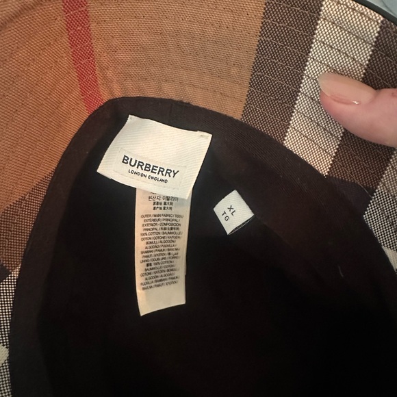 Burberry Hat - Picture 2 of 2